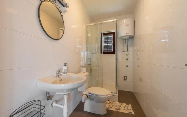 Nice Apartment in Privlaka With 1 Bedrooms and Wifi