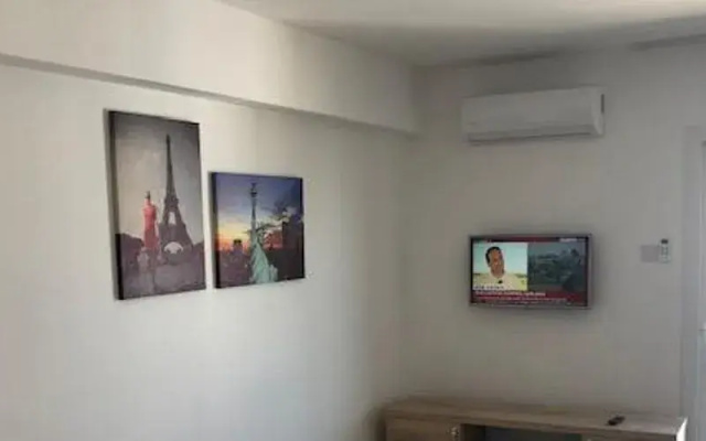 Halos Suites