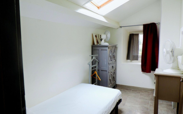 Authentic Stone Mas Retreat