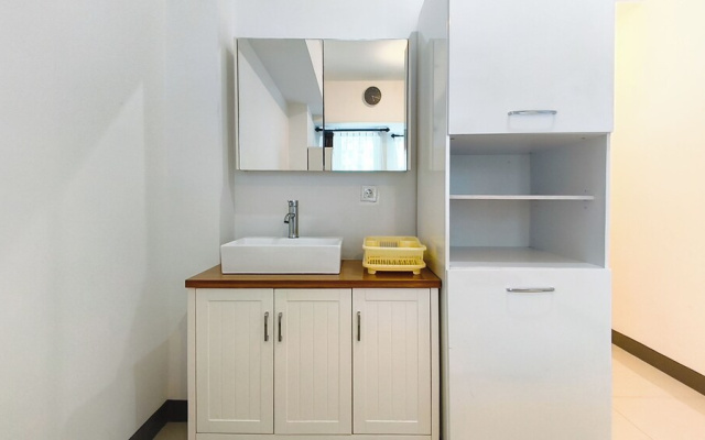 Nice And Restful Studio At Benson Supermall Mansion Apartment