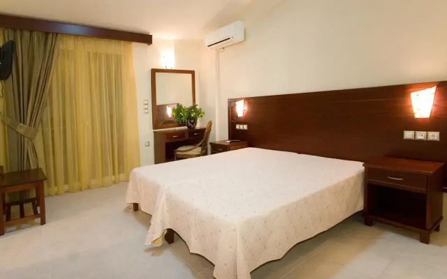 Hotel Viana