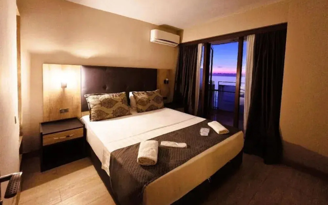 Ashtal Beach Hotel