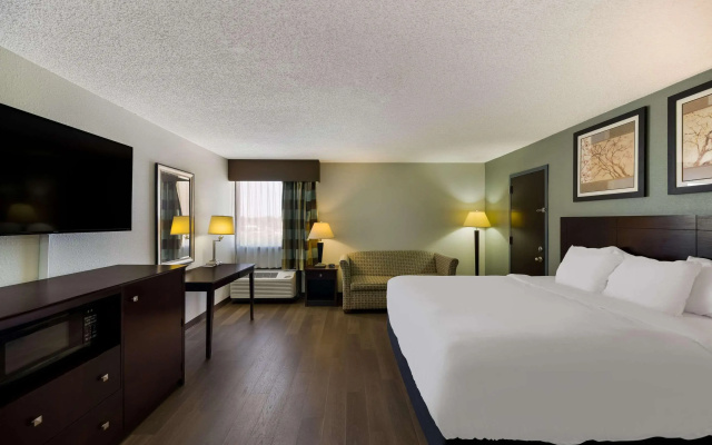 Clarion Hotel San Angelo near Convention Center