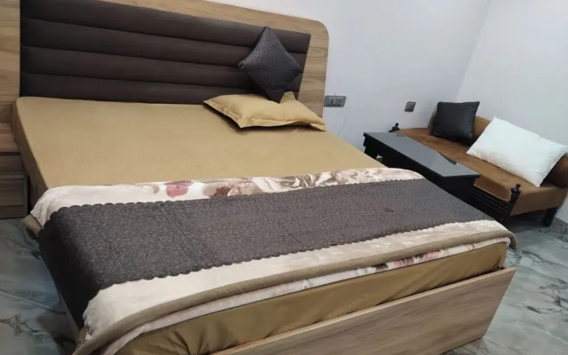 Hotel Neelkanth