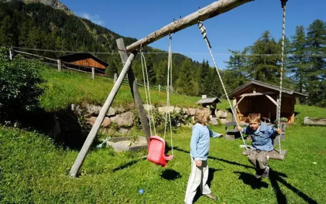 Hintermurrhof