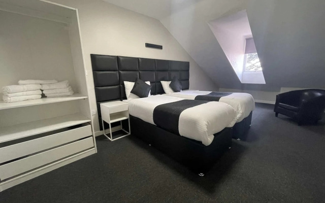 Mays Apartments