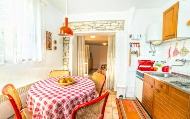 Apartment Reisman