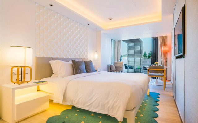 The Pier Hotel