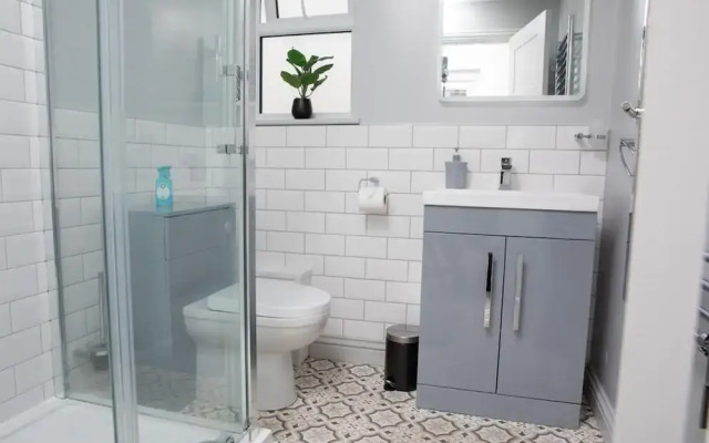 Apartmentsleeps2-patio-parking-petsok-orpington