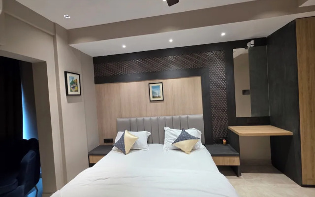 The Bay Suites - NIS
