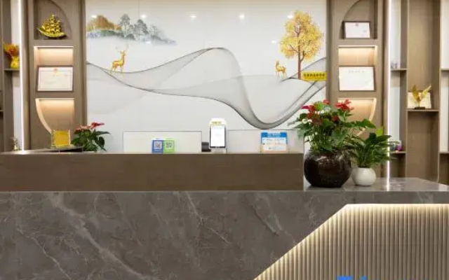 Lipton Fashion Hotel