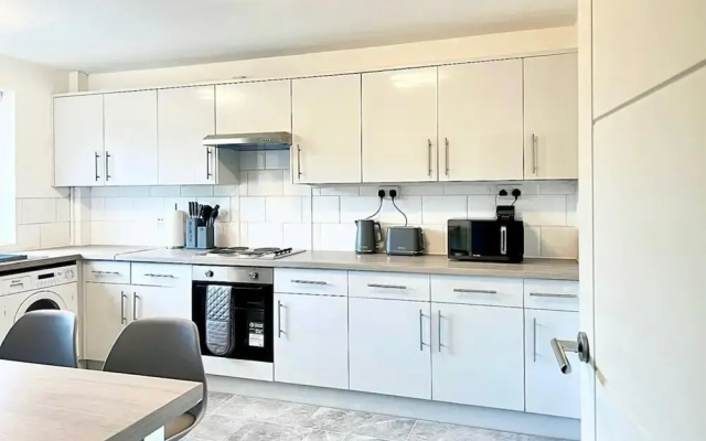 Modern Apartment Free Parking Wifi Edgbaston