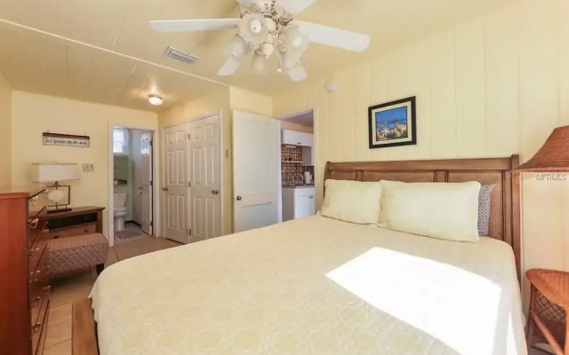 C&K's Island Retreat - 1586344