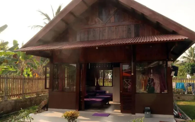 Arya Surf Camp