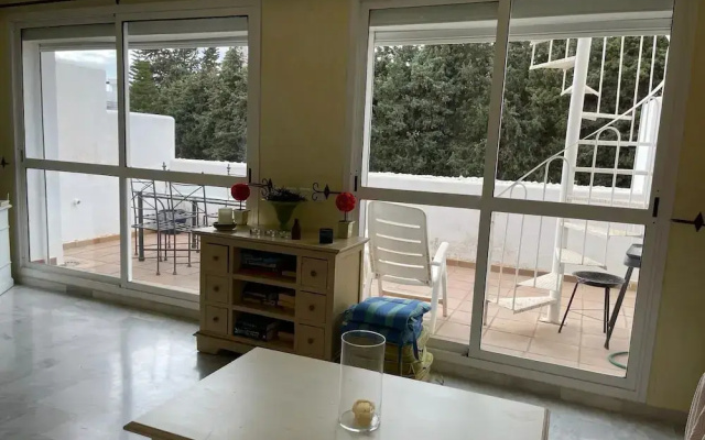 Beautiful 4 Bedroom Duplex Apartment