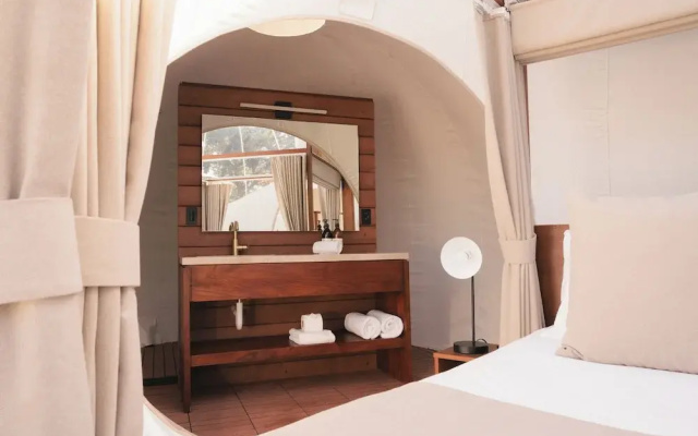 Campera Hotel Burbuja