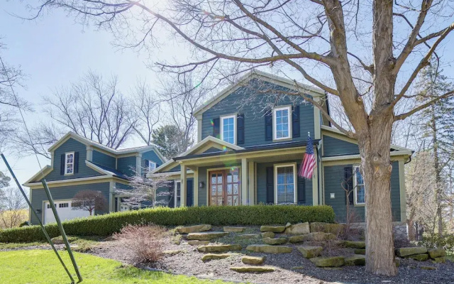 Downtown Douglas Home w/ Kayaks Near Oval Beach