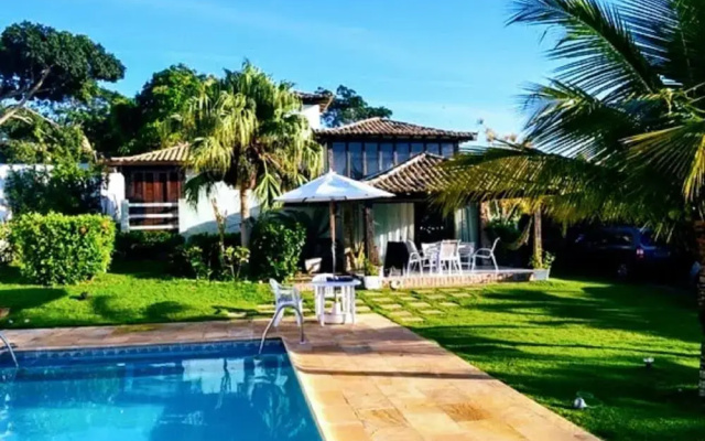 Linda casa a 150 mts da Praia Ferradura