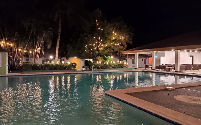 Cococay Resort Hotel