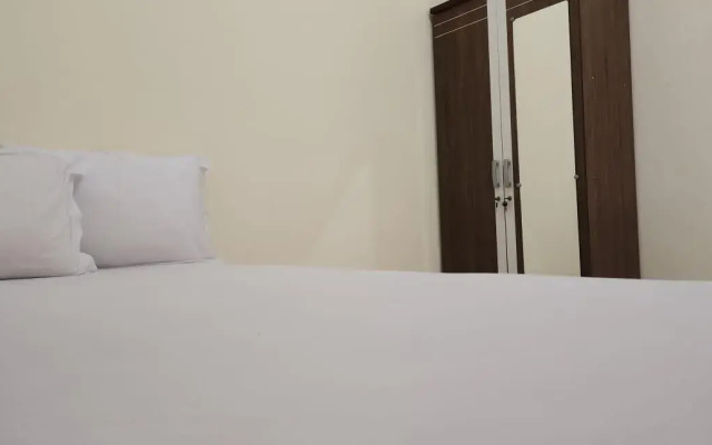 Hotel O Surabaya near Universitas Airlangga formerly Kertajaya Residence Surabaya