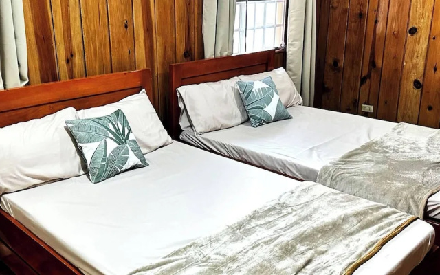 3 Bedroom House in the Heart of Baguio With Garage