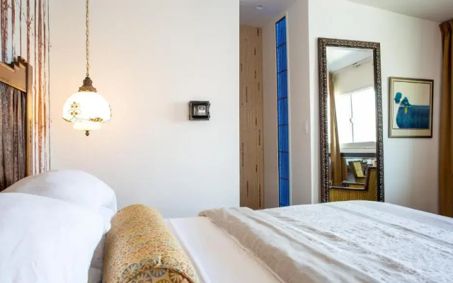 The Motor Lodge