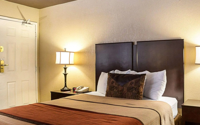 Econo Lodge Black Hills