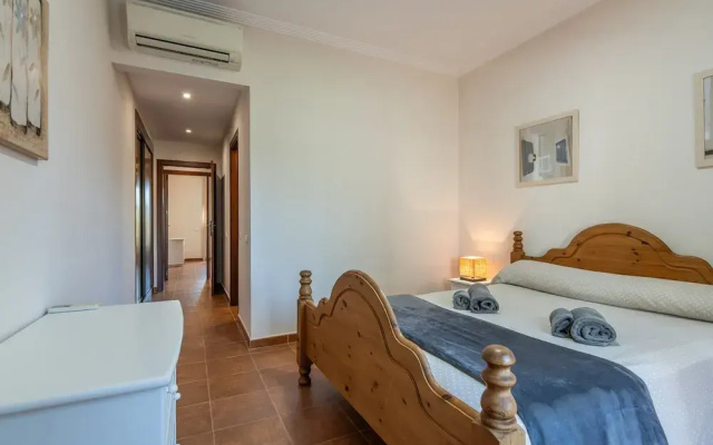 Flat Near Isla Canela Golf
