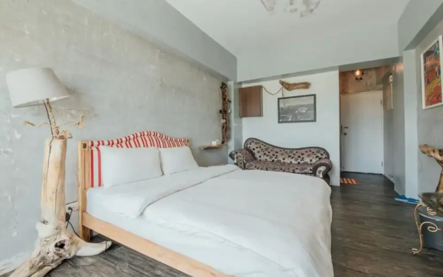 Lunasea Apartment