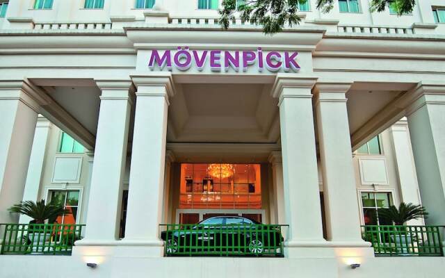 Movenpick Hotel Hanoi вид на фасад