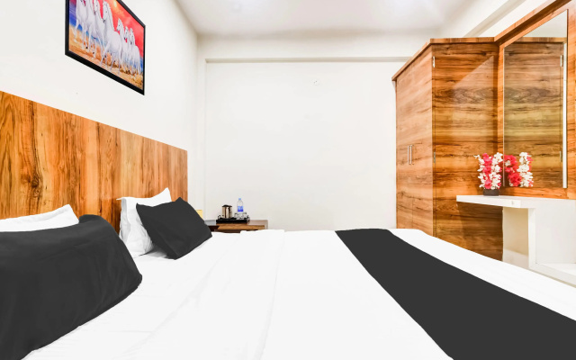 OYO 16740 Virat Hotel And Restaurant