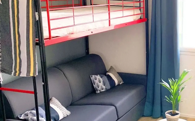 Studio2-hôtel Futuroscope / 8min à Pieds/ 1-4 Personnes