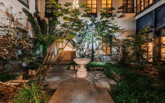 Stunning & Bright 2BD 2BTH – CITY CENTER -GRAN VIA