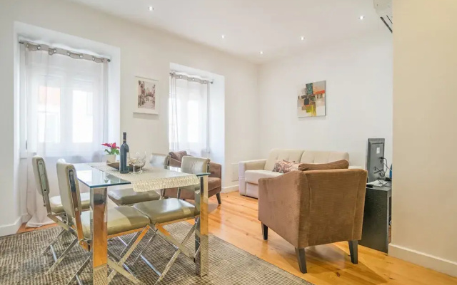 Principe Real Charming and Modern Apartment