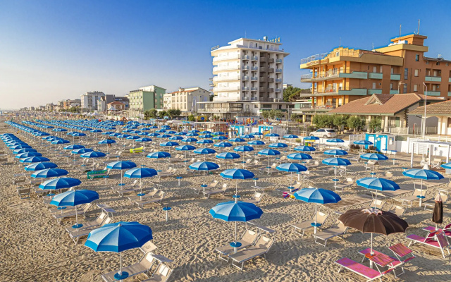 Hotel Cola Sul Mare