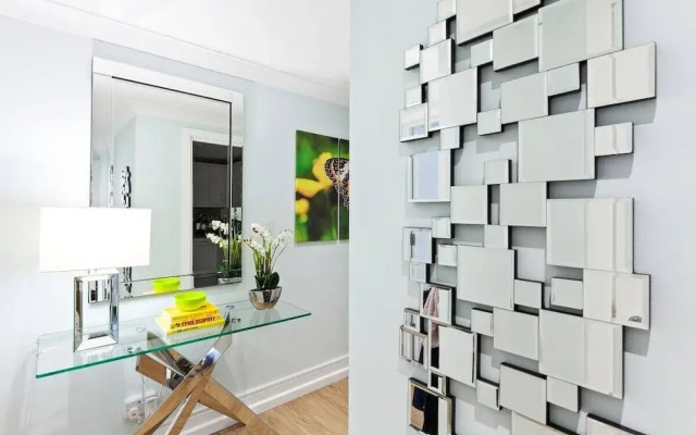 Sophisticated 2 Bed, 2 Bath apt in Angel