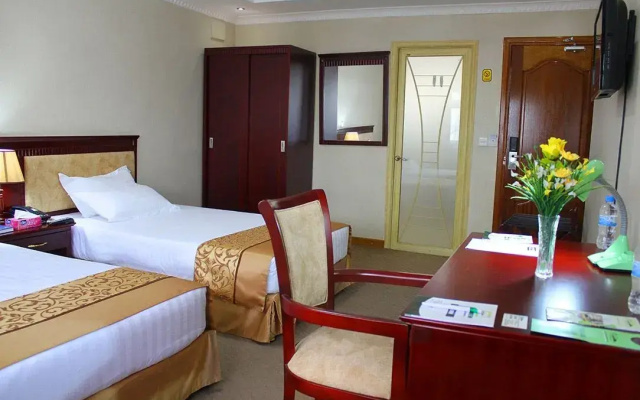 Hillview Hotel & Apparts