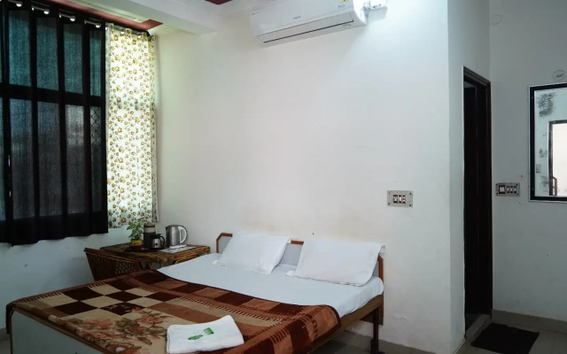 Hotel Hitam