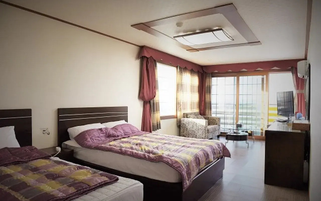 LK Hotel