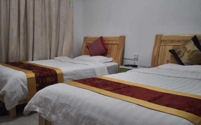 Yichang Donghui Inn