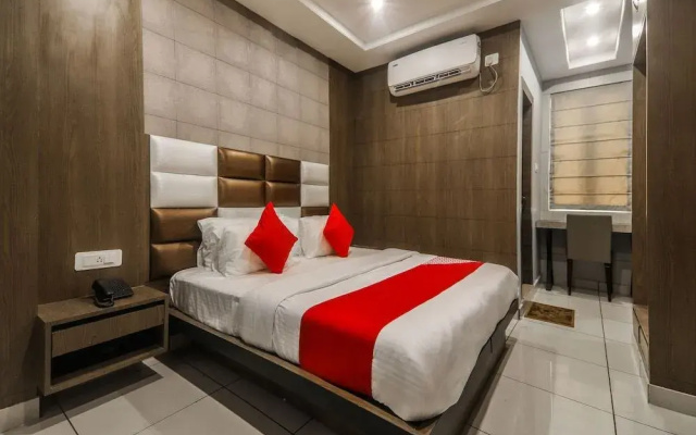 Oyo 17016 Galaxy Inn