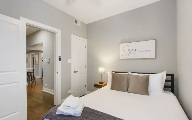 3BR Well-Furnished Apt - Kedzie 3F