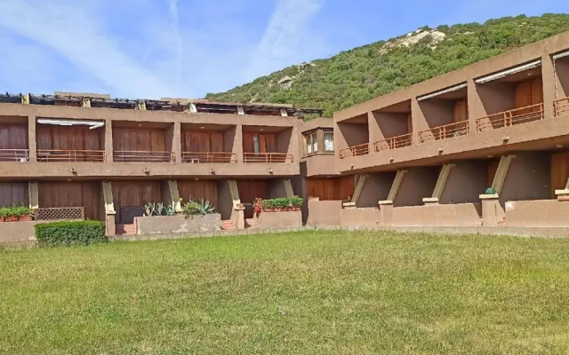 Simplistic Apartment in Olbia With Garden