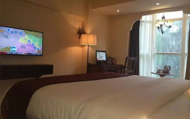 Chengdu Zifei Hotel