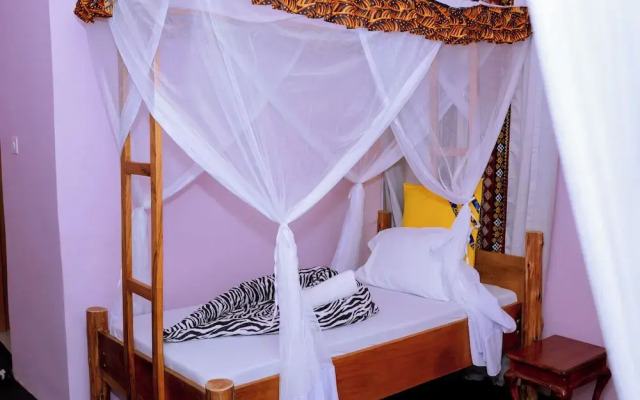 Kilimanjaro Scenic Lodge
