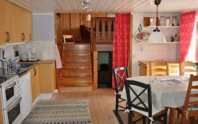 Lofälleviken Cottage