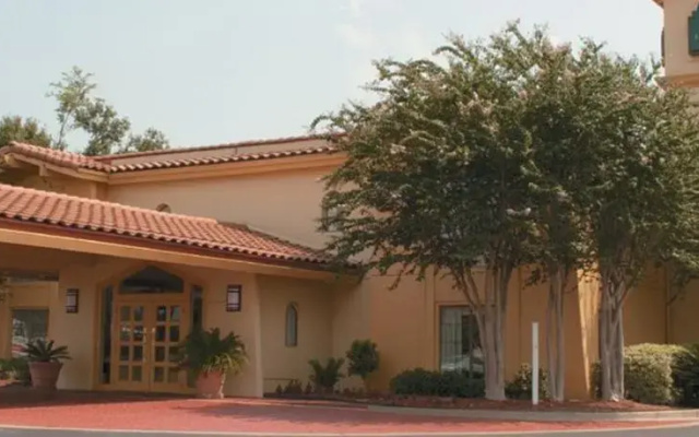 La Quinta Inn Beaumont Midtown