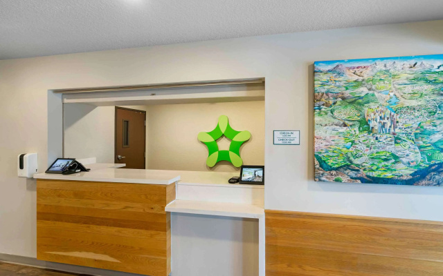Extended Stay America Select Suites - Tampa - Northeast