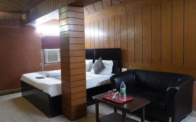 Hotel Quadis 15