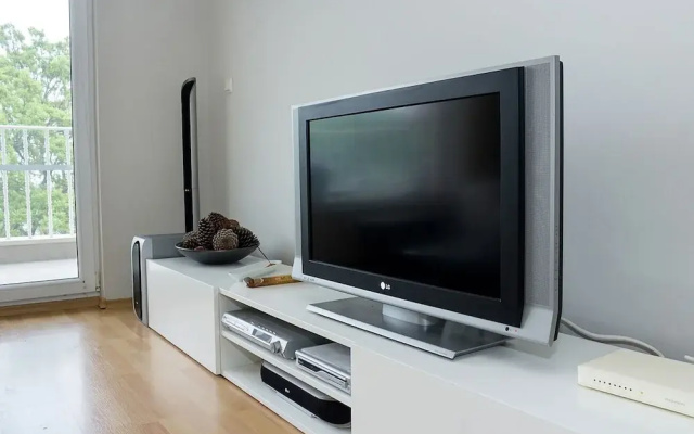 FM Luxury 1-BDR Apartment - Into the Woods